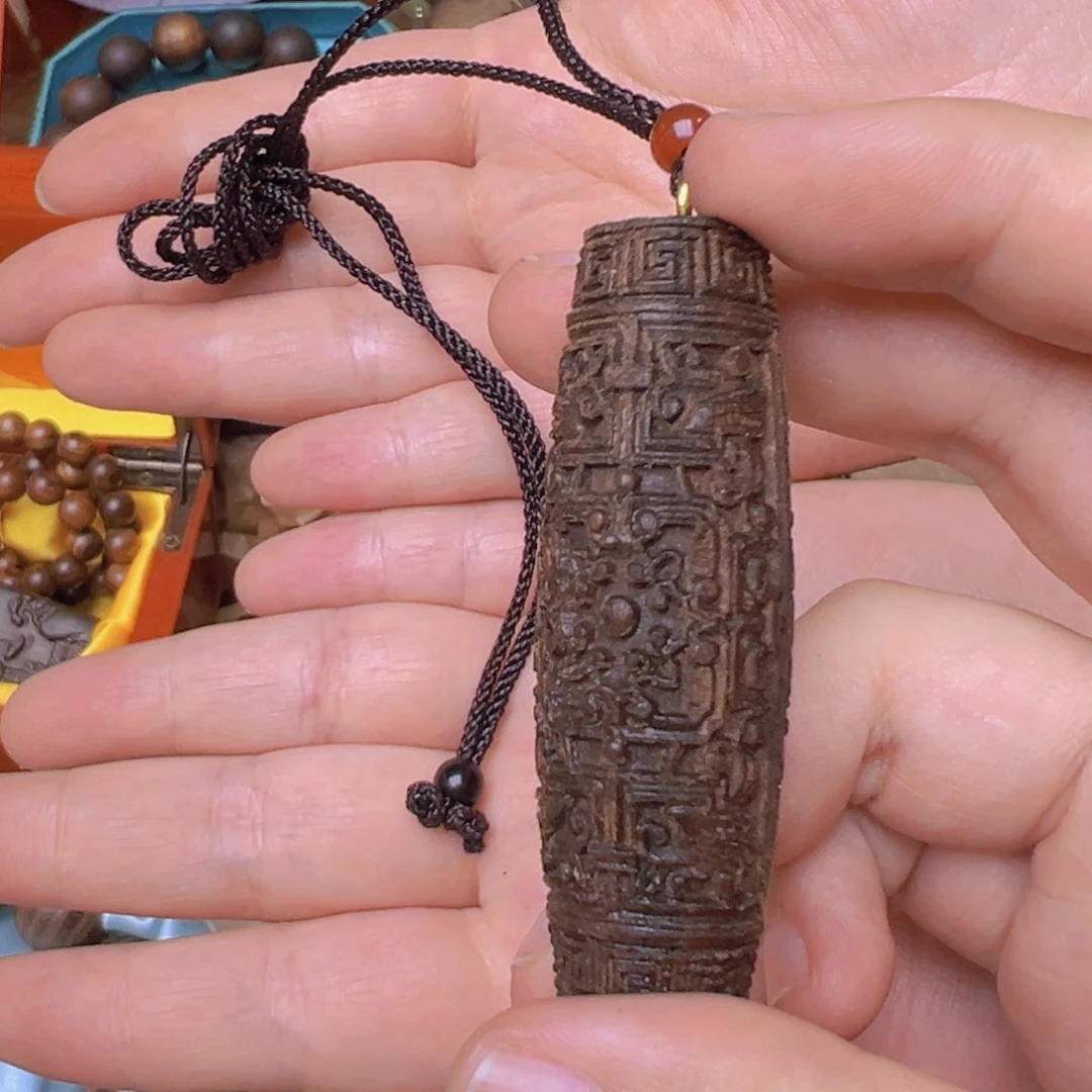 大叶紫檀（黑酸枝木类）