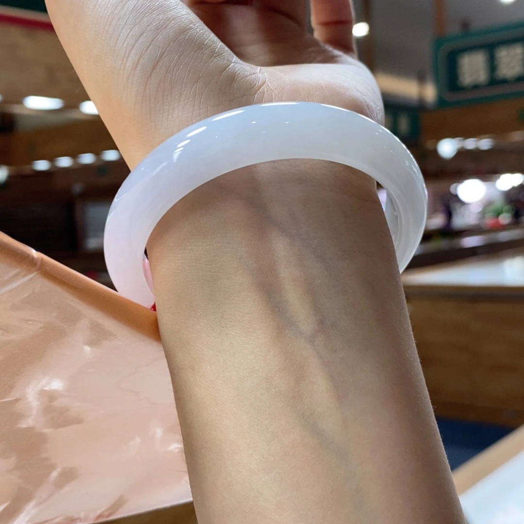 未镶嵌手镯翡翠买断