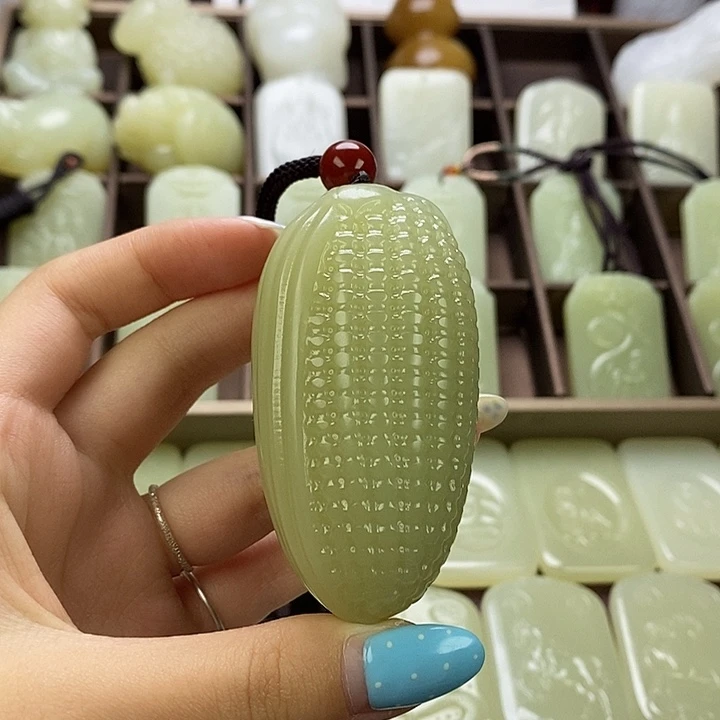 昆仑石玉米 手把件
