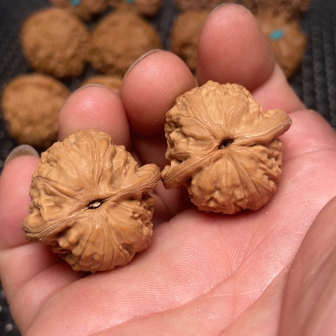 【闪购商品】文玩核桃把件L**r31文玩核桃手捻