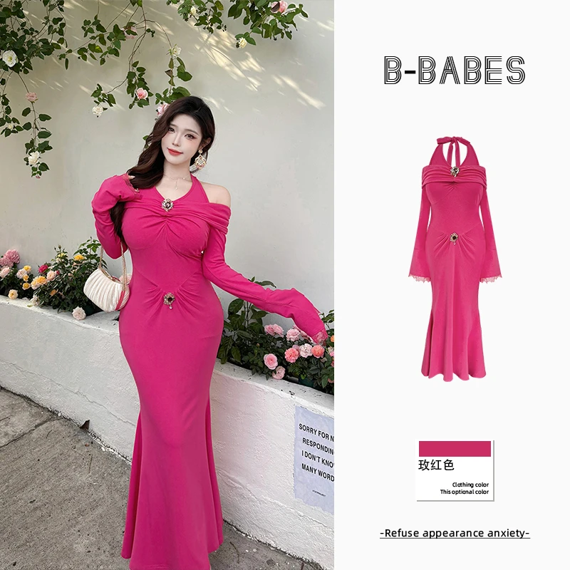 B-babes【千金玛德琳】大码原创性感一字肩收腰显瘦包臀裙带胸针