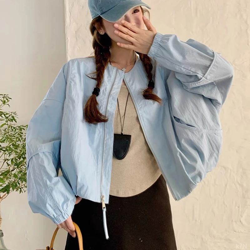 2025春夏新款圆领纯色简约女外套chic风设计感棒球服小个子上衣潮