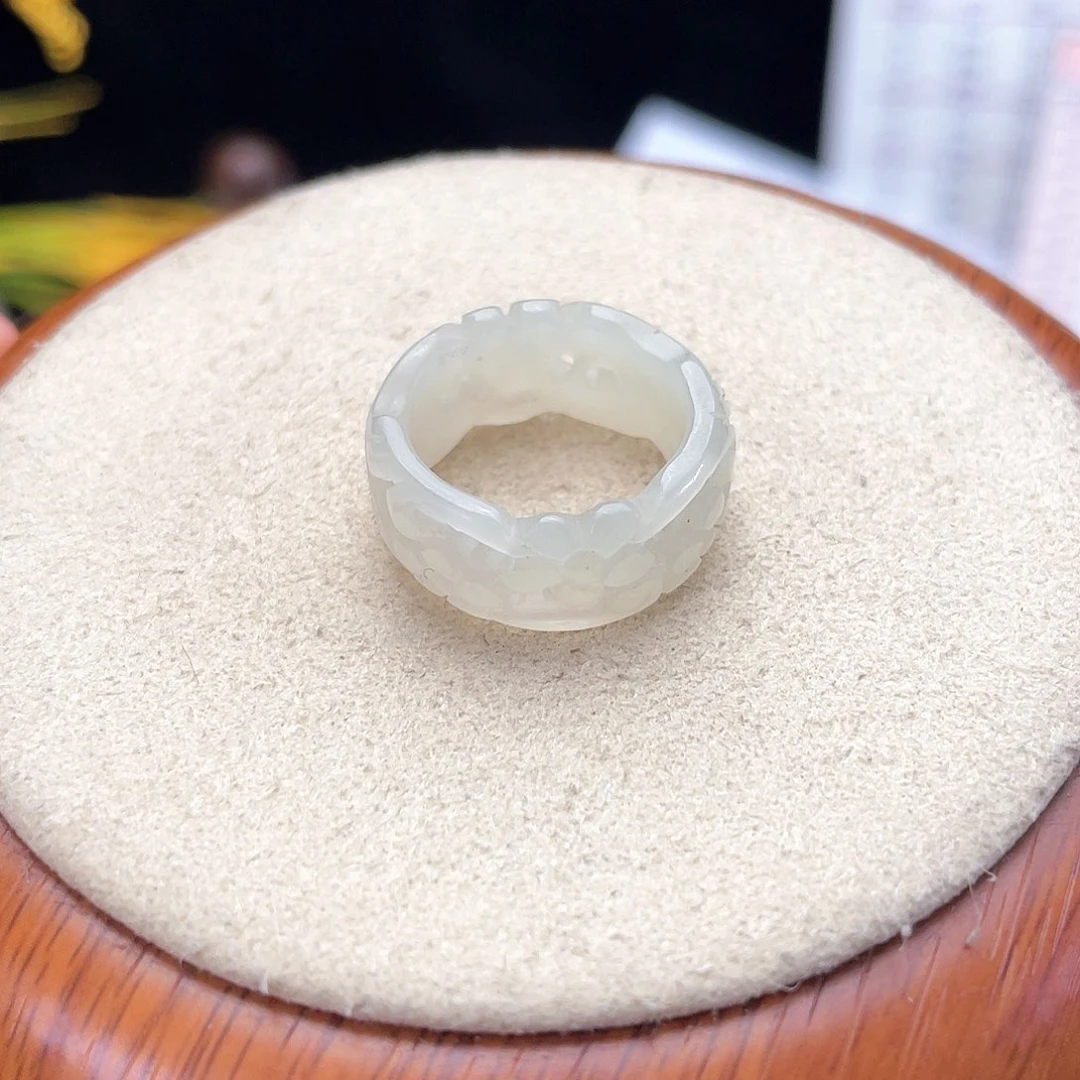 和田玉戒指未镶嵌Q28晴水雕花17.0不退换