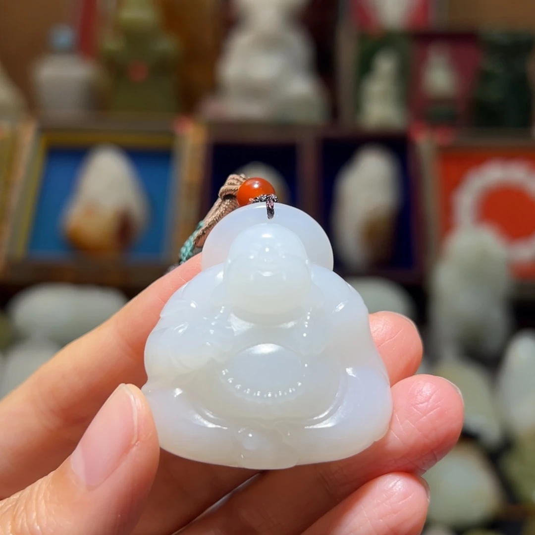 M***s和田玉未镶嵌挂件