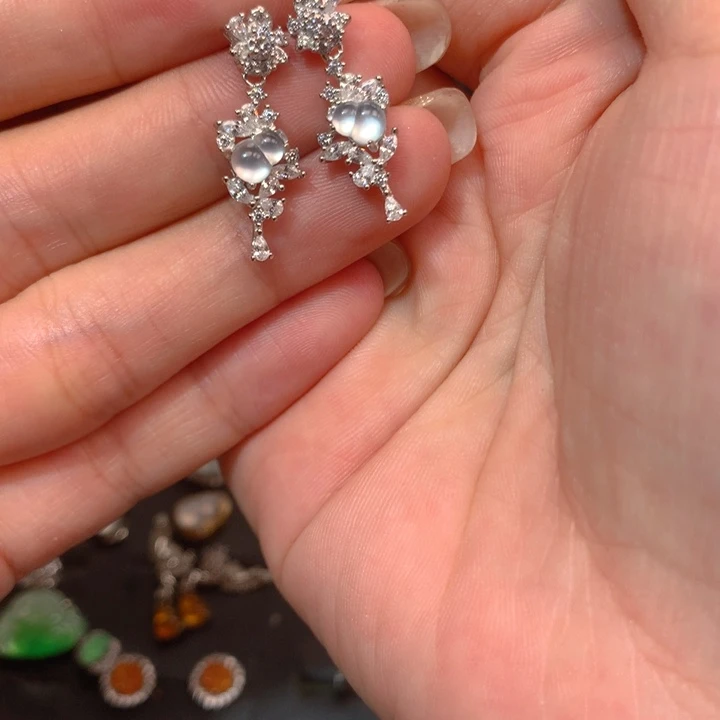 *****翡翠银S925镶嵌耳饰耳朵