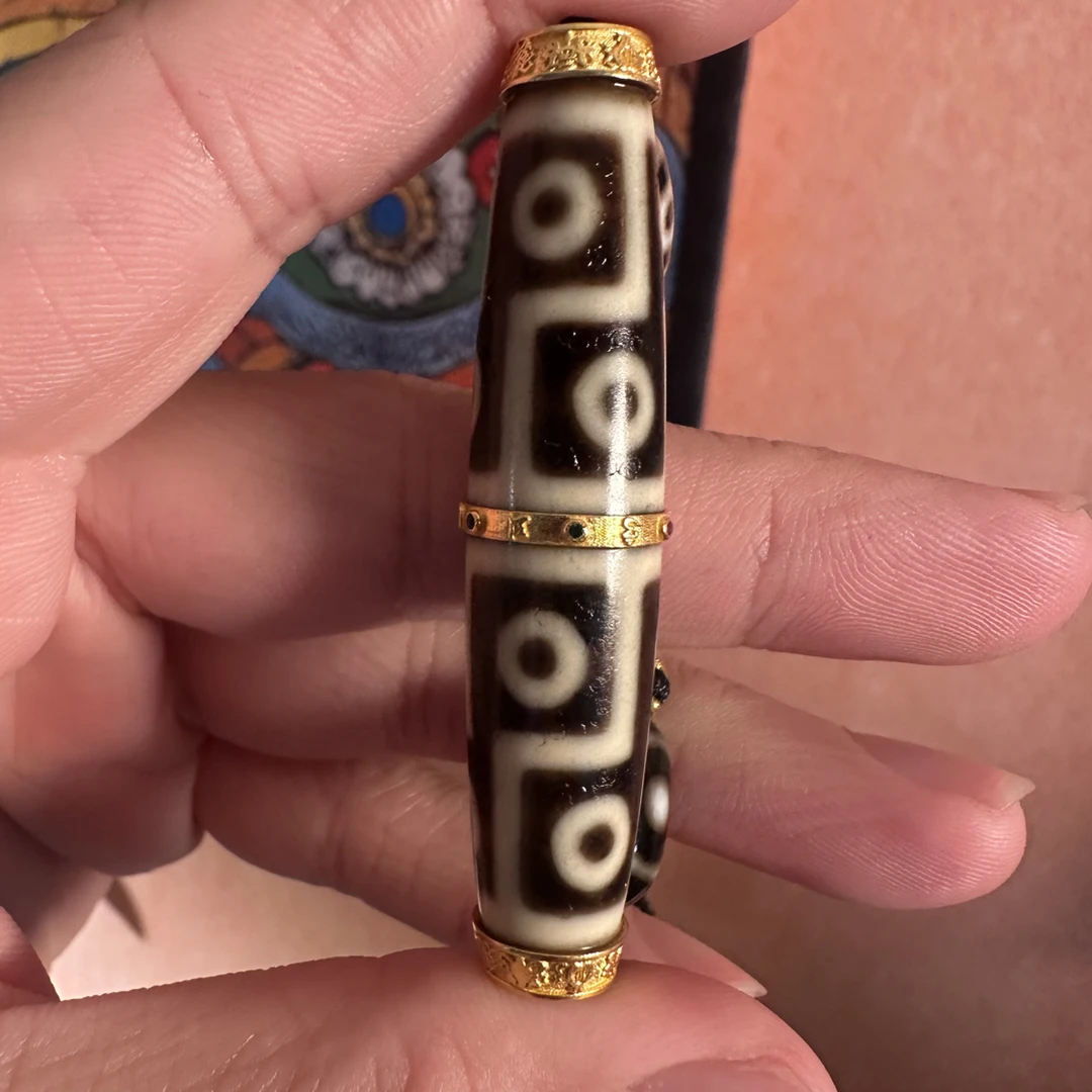 （灵魅）18K金十二眼精工设计款吊坠
