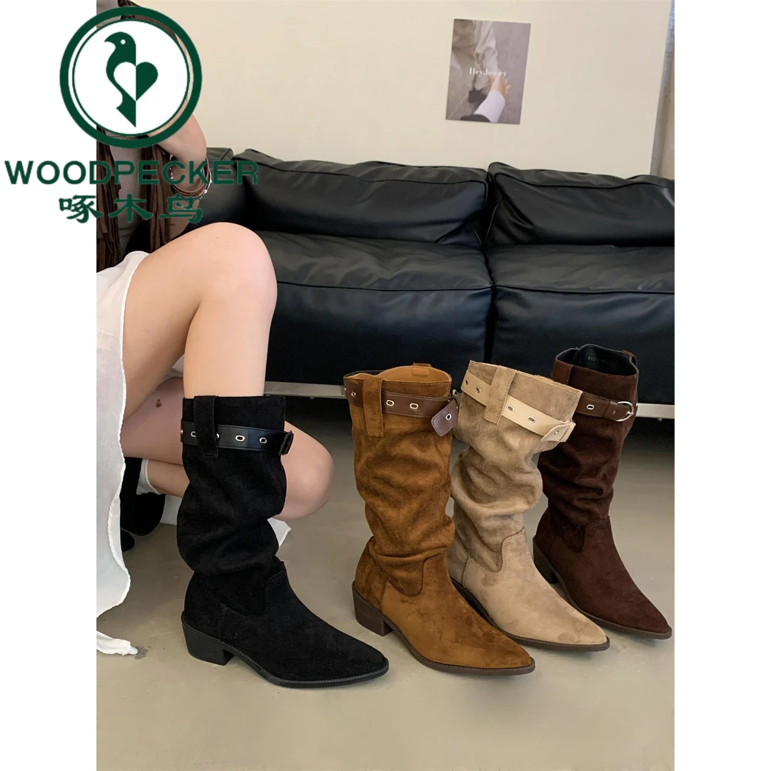 啄木鸟粗跟绒面尖头长靴女2025秋冬新款两穿高筒时装靴褶皱堆堆靴