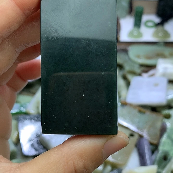 用***5和田玉（糖玉）未镶嵌珠宝半成品
