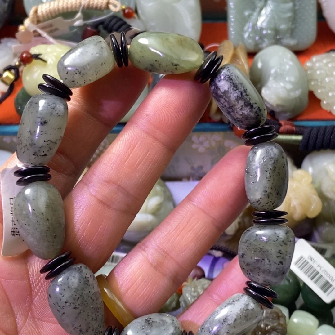 和田玉未镶嵌手链