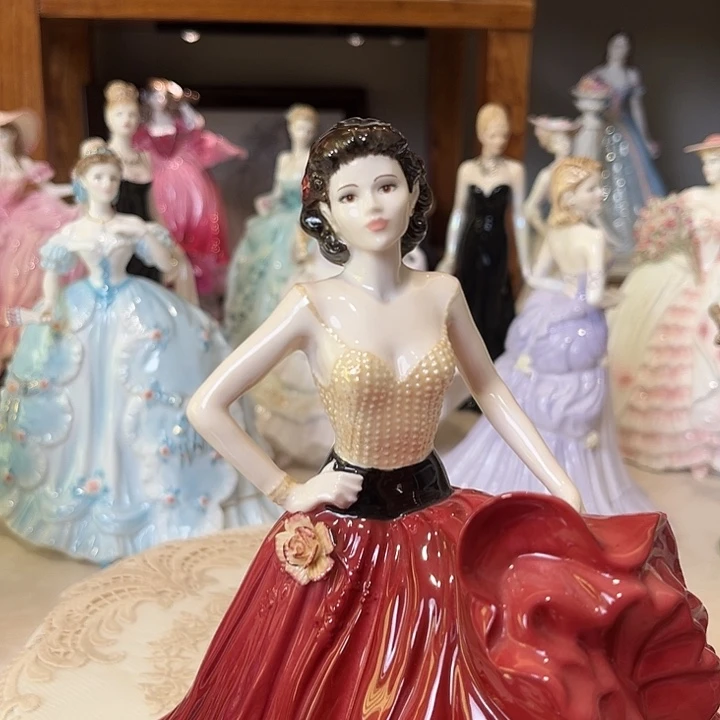 杯欧洲中古瓷器摆件