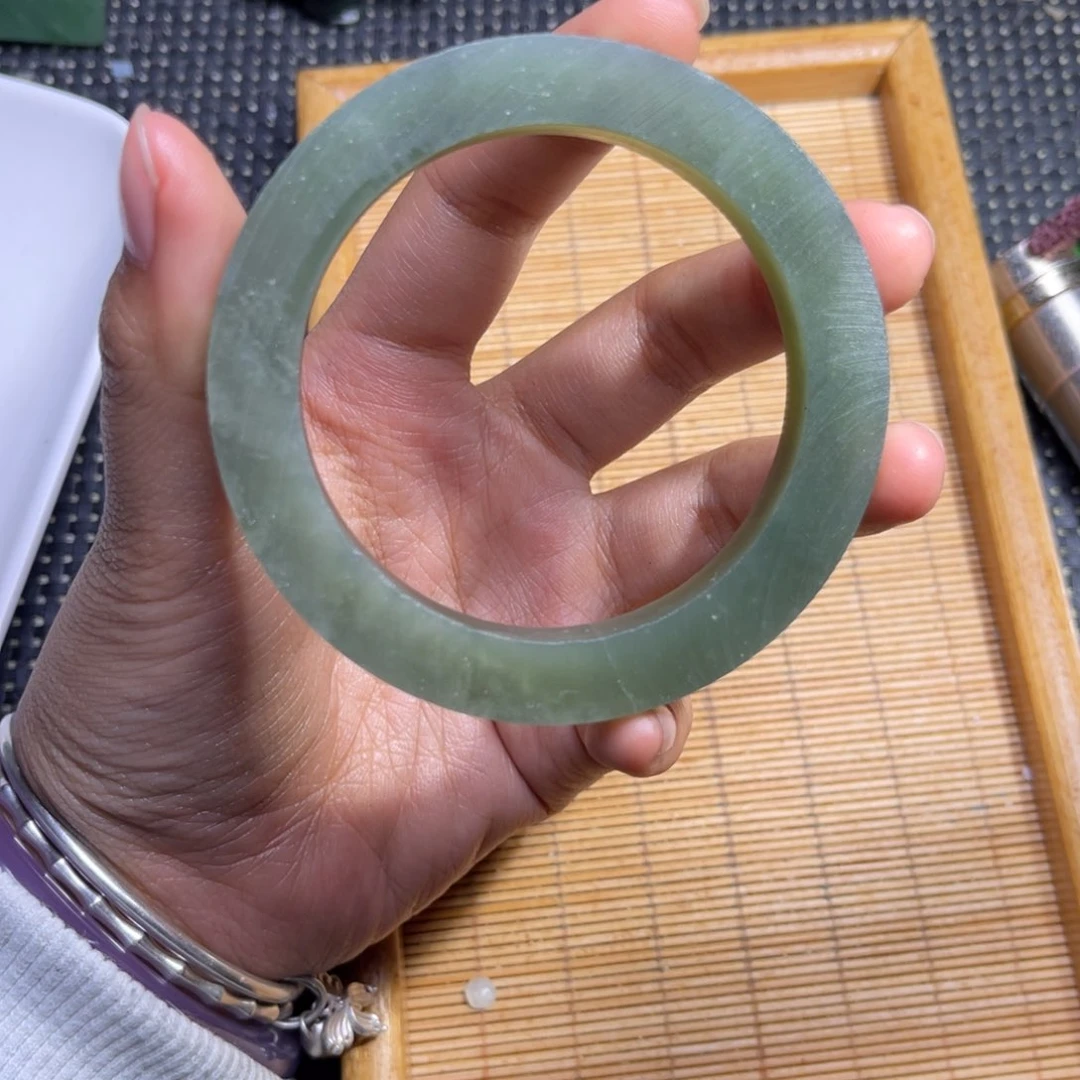 未镶嵌和田玉珠宝半成品