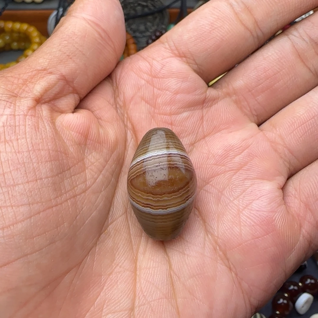 非金属非金属藏系橄榄珠