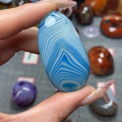 玛瑙/玉髓珠宝奇石未镶嵌清**月