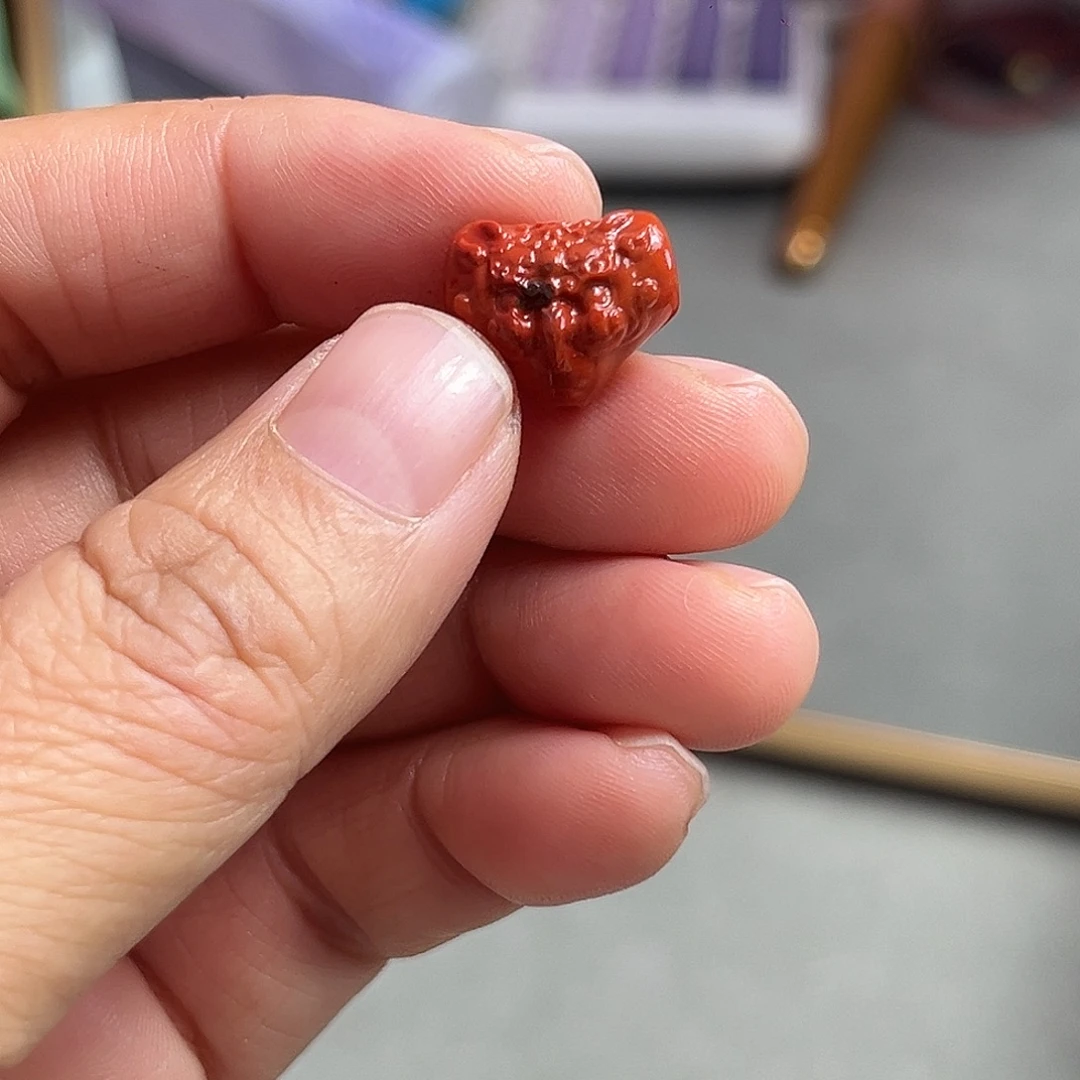 南红玛瑙合金颈饰