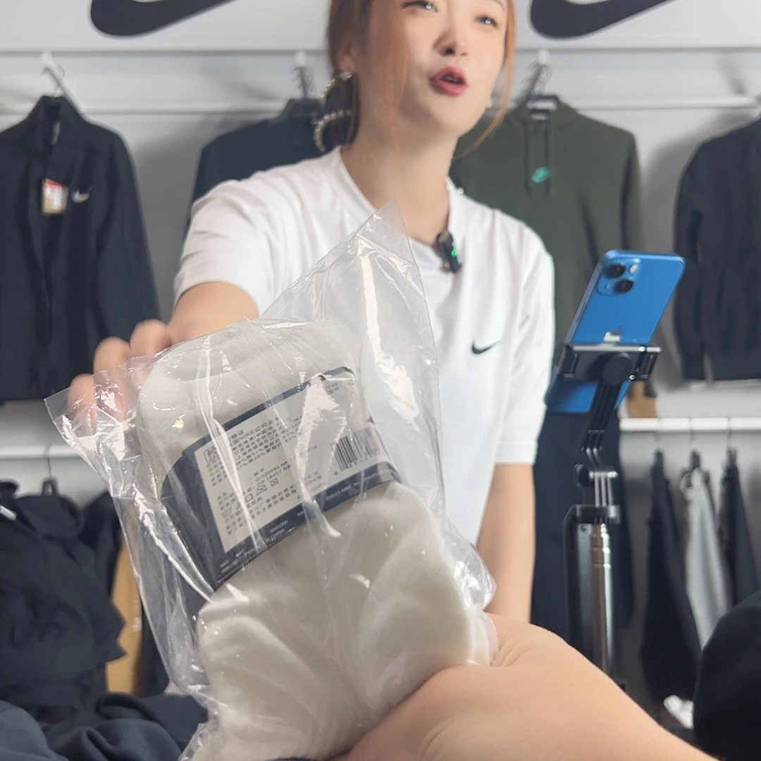 袜子38.42.码 不退换