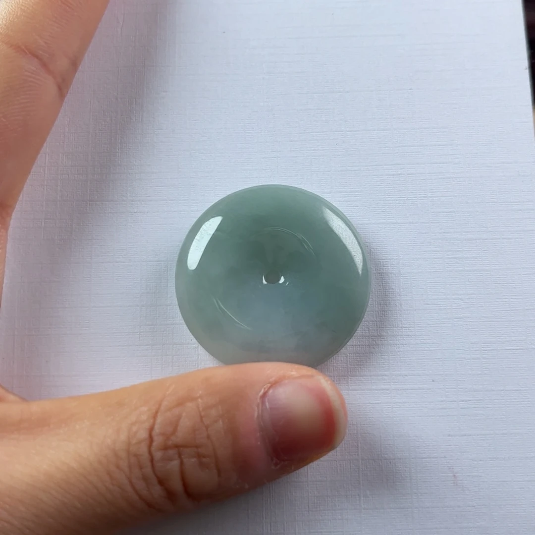 浣***花翡翠未镶嵌颈饰平安扣