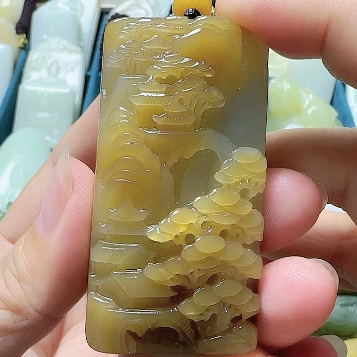 和田玉未镶嵌颈饰