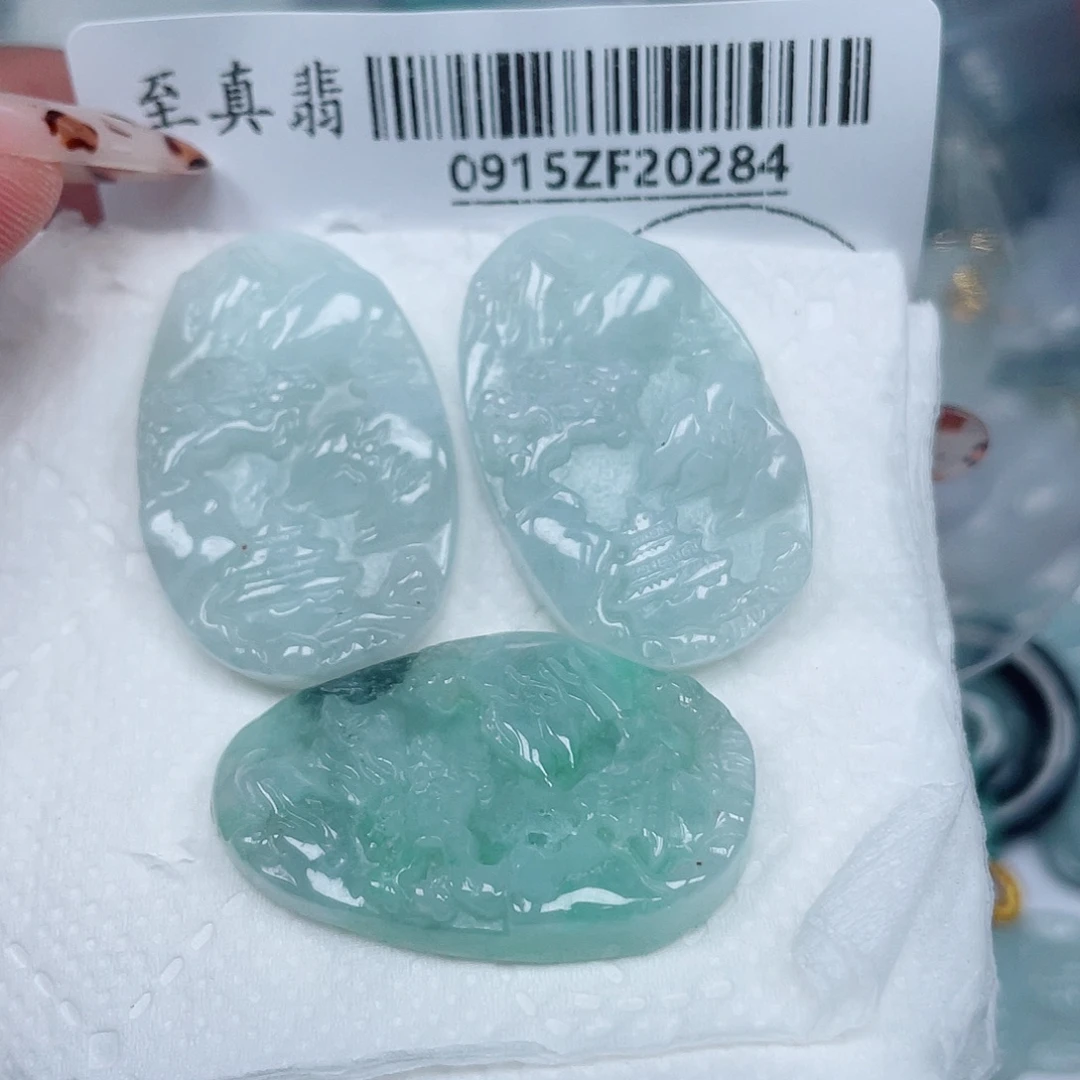 吊坠(不含链)未镶嵌翡翠