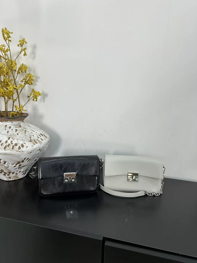 【慕懿时袋】2025新款时尚百搭小方包高级感单肩斜挎小方包56107