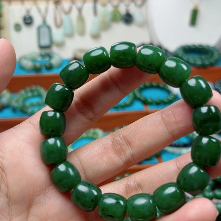 未镶嵌手链和田玉卡12