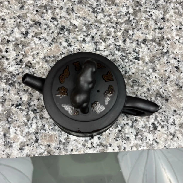 卧虎藏龙凤鸣变色壶