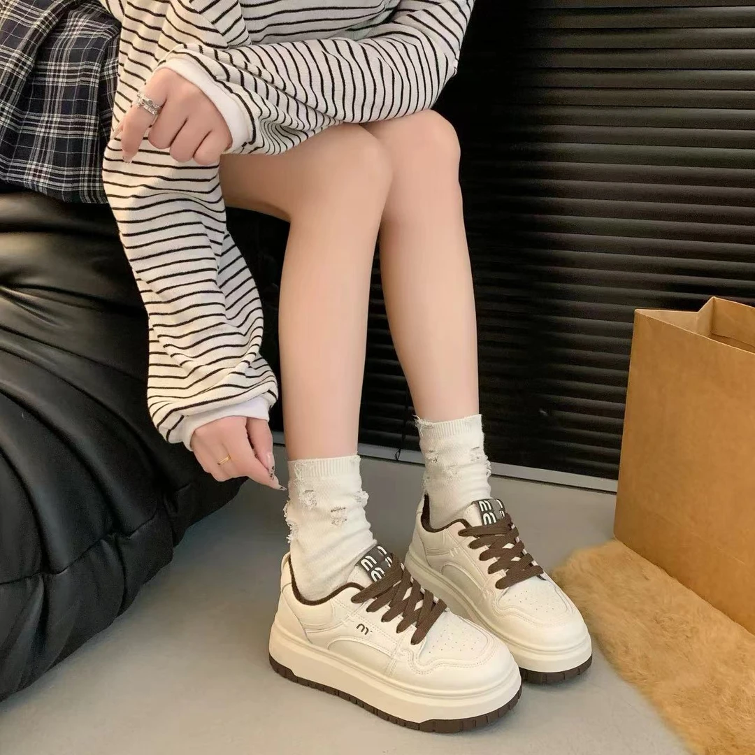 302-XZ米咖色休闲鞋