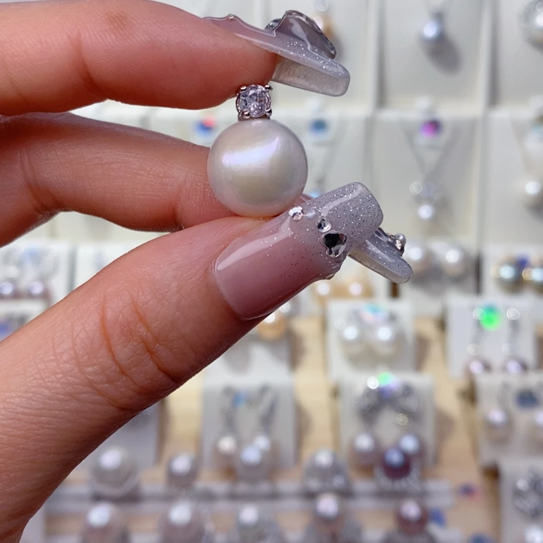 淡水珍珠未镶嵌吊坠(赠链)