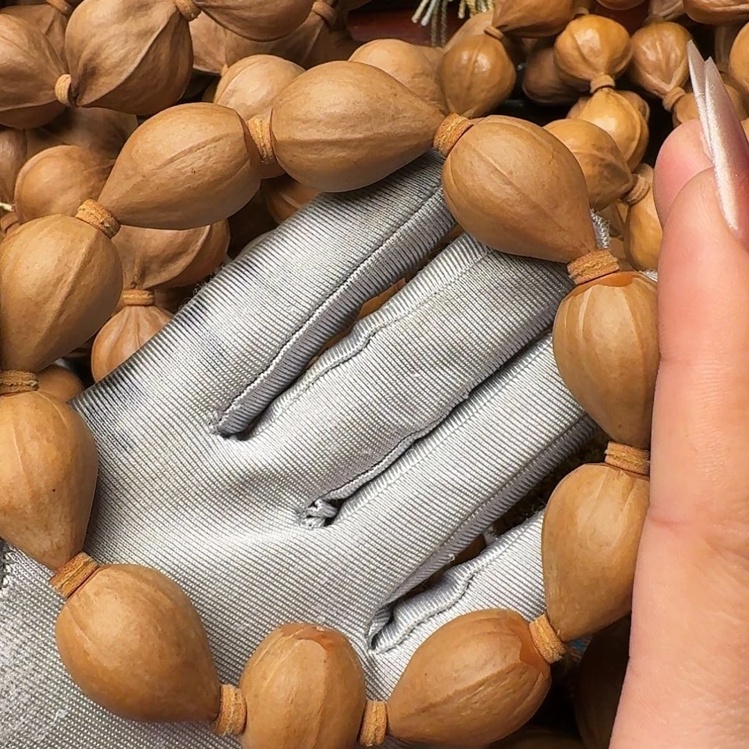 把件橄榄核德庆王