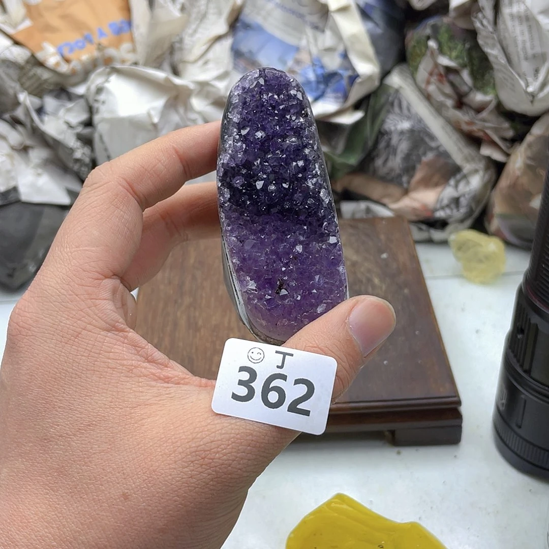 紫晶大型摆件（非配饰）未镶嵌