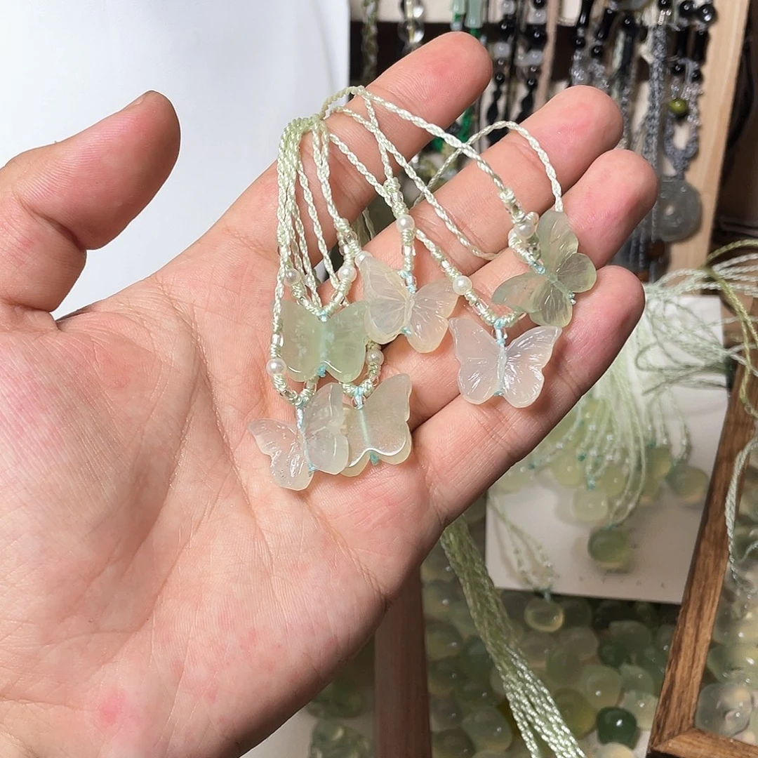 蛇纹石玉合金颈饰