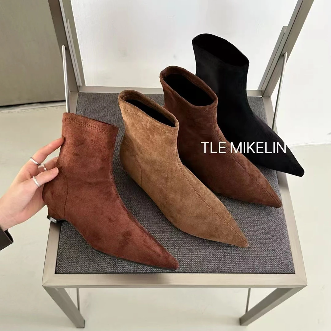 尖头粗跟卡其色瘦瘦靴女鞋2025新款春秋单靴复古绒面韩系小短靴子