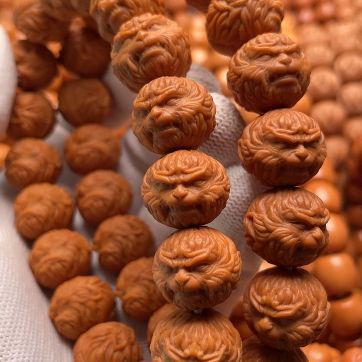 猴头核桃吊坠石**r斗战胜佛