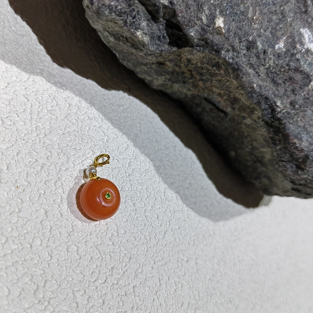 【V姐珠宝】ZH11705 南红柿子红平安扣吊坠 18K金镶嵌