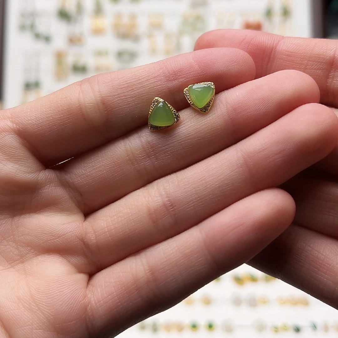 银S925镀金镶嵌和田玉耳钉