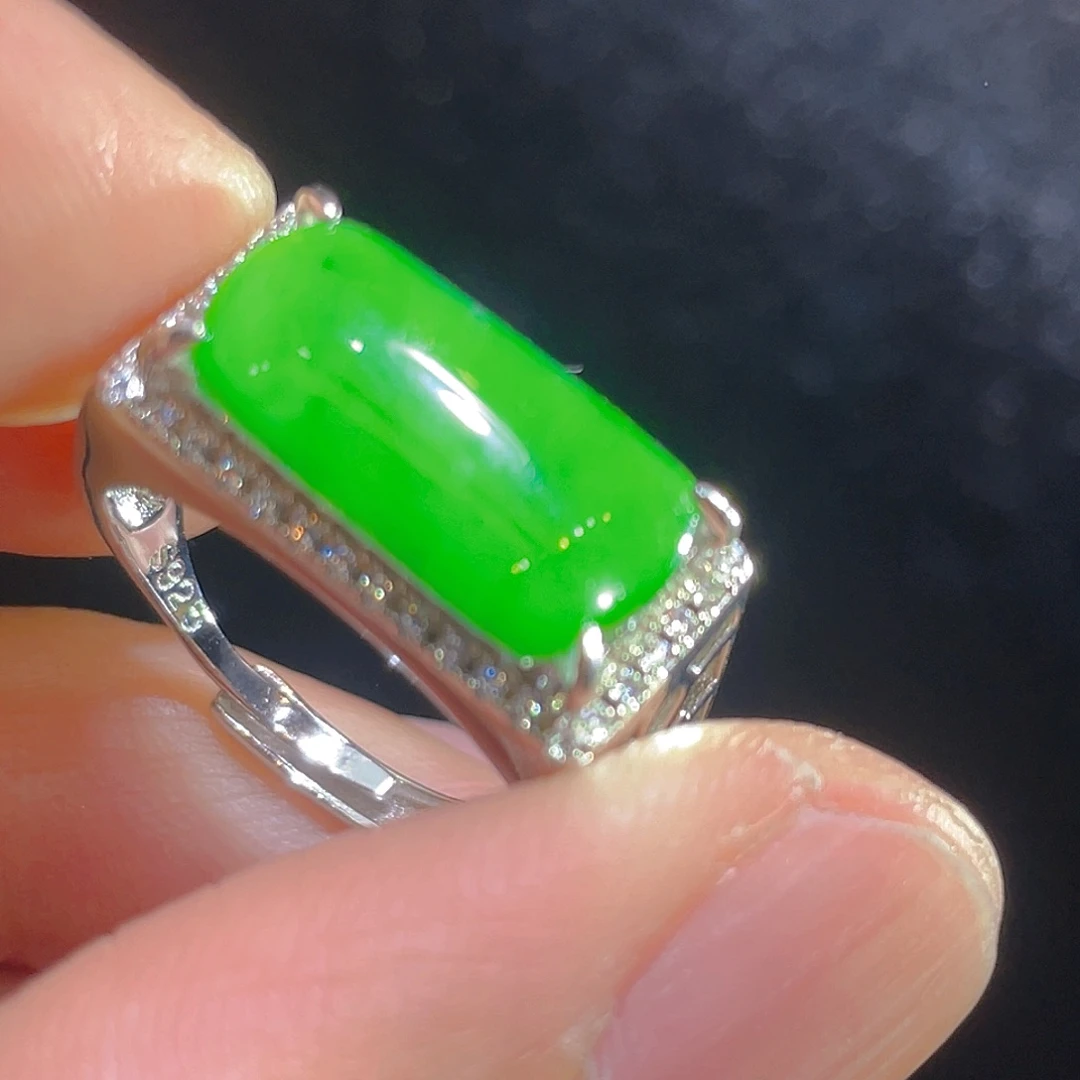 翡翠颈饰银S925镶嵌翡翠