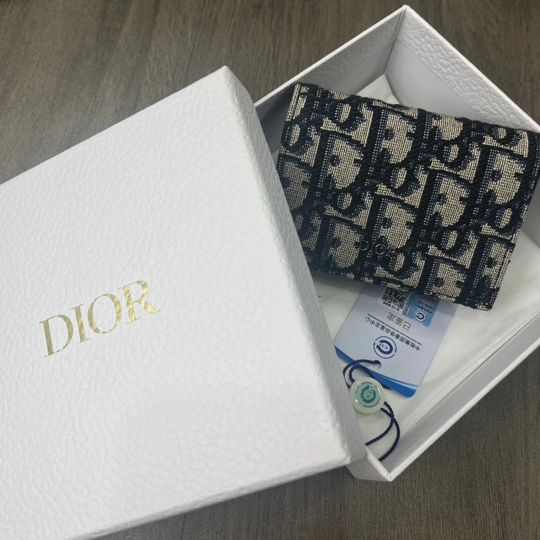 104 DIOR迪奥 Saddle 老花刺绣满印翻盖，卡包零钱包全新