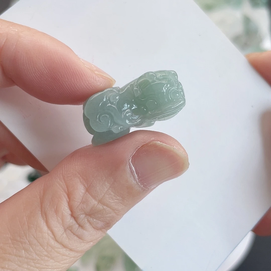 颈饰未镶嵌翡翠小貔貅
