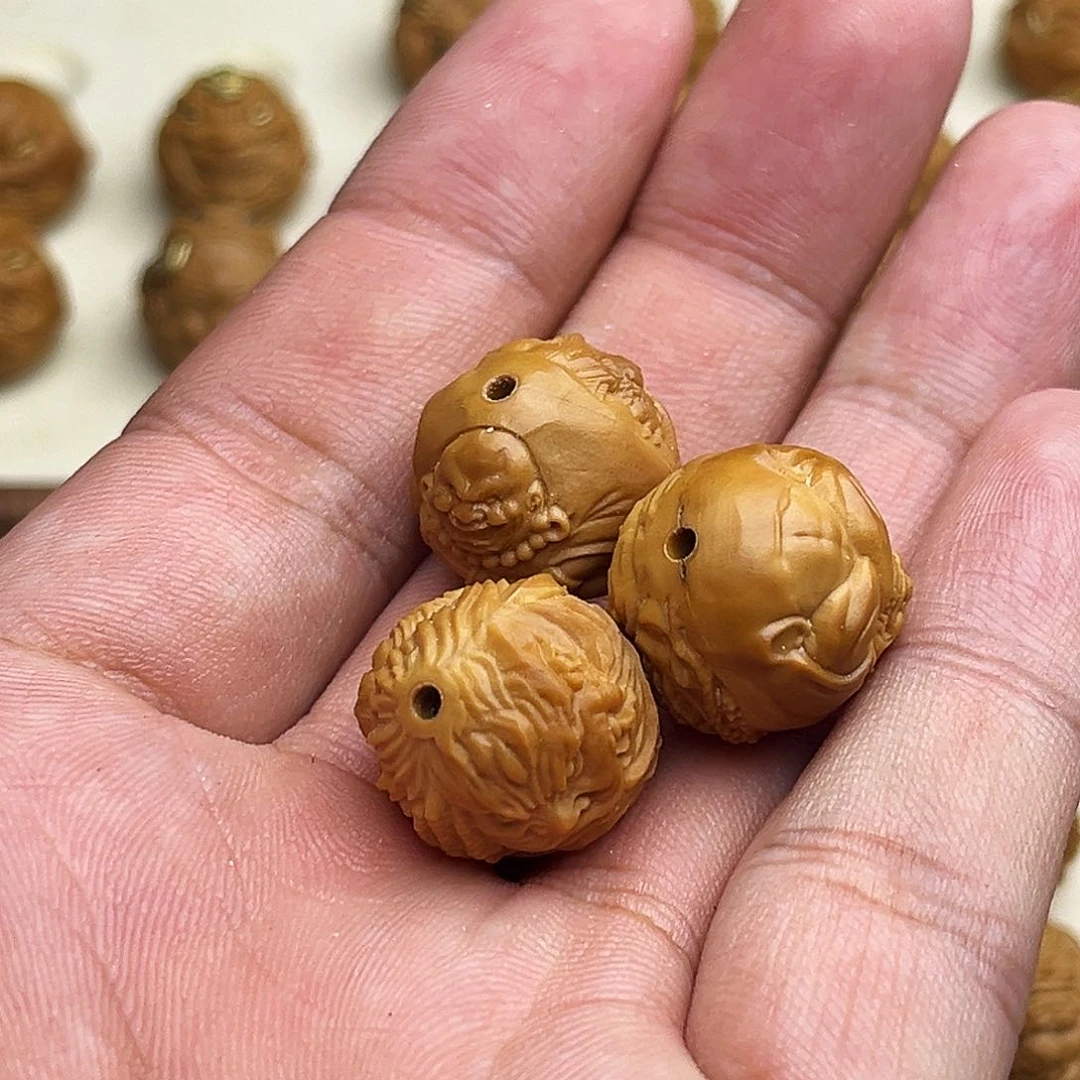 3***6猴头核桃吊坠单颗3颗17