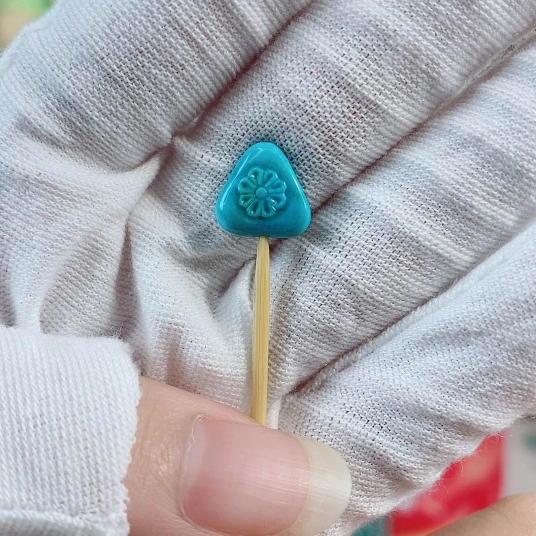 未镶嵌绿松石珠宝奇石