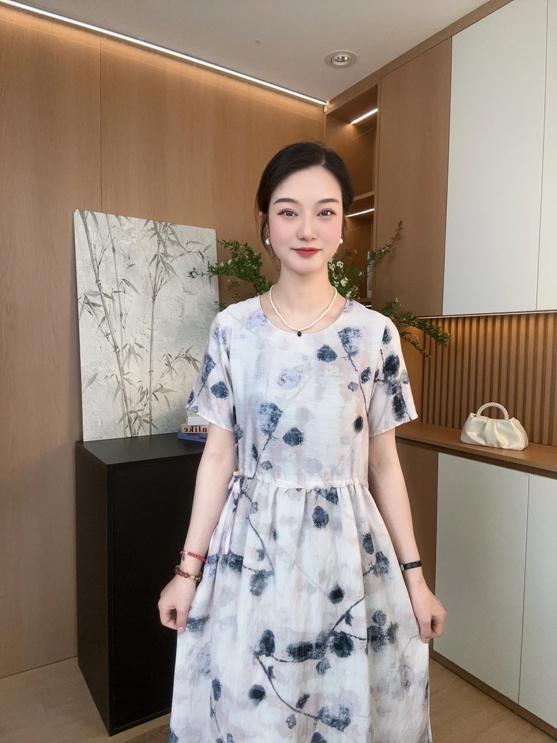 [知意]2025夏季新款国风棉绸连衣裙圆领休闲收腰时尚中长款裙子