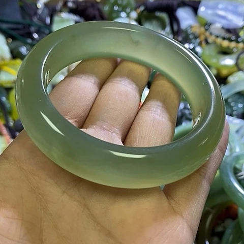 岫玉未镶嵌手镯58口径