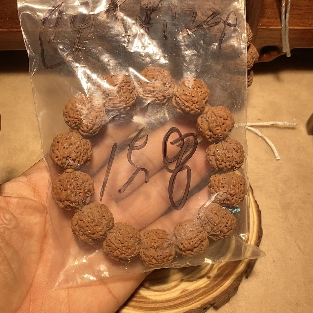 金刚菩提手串14。