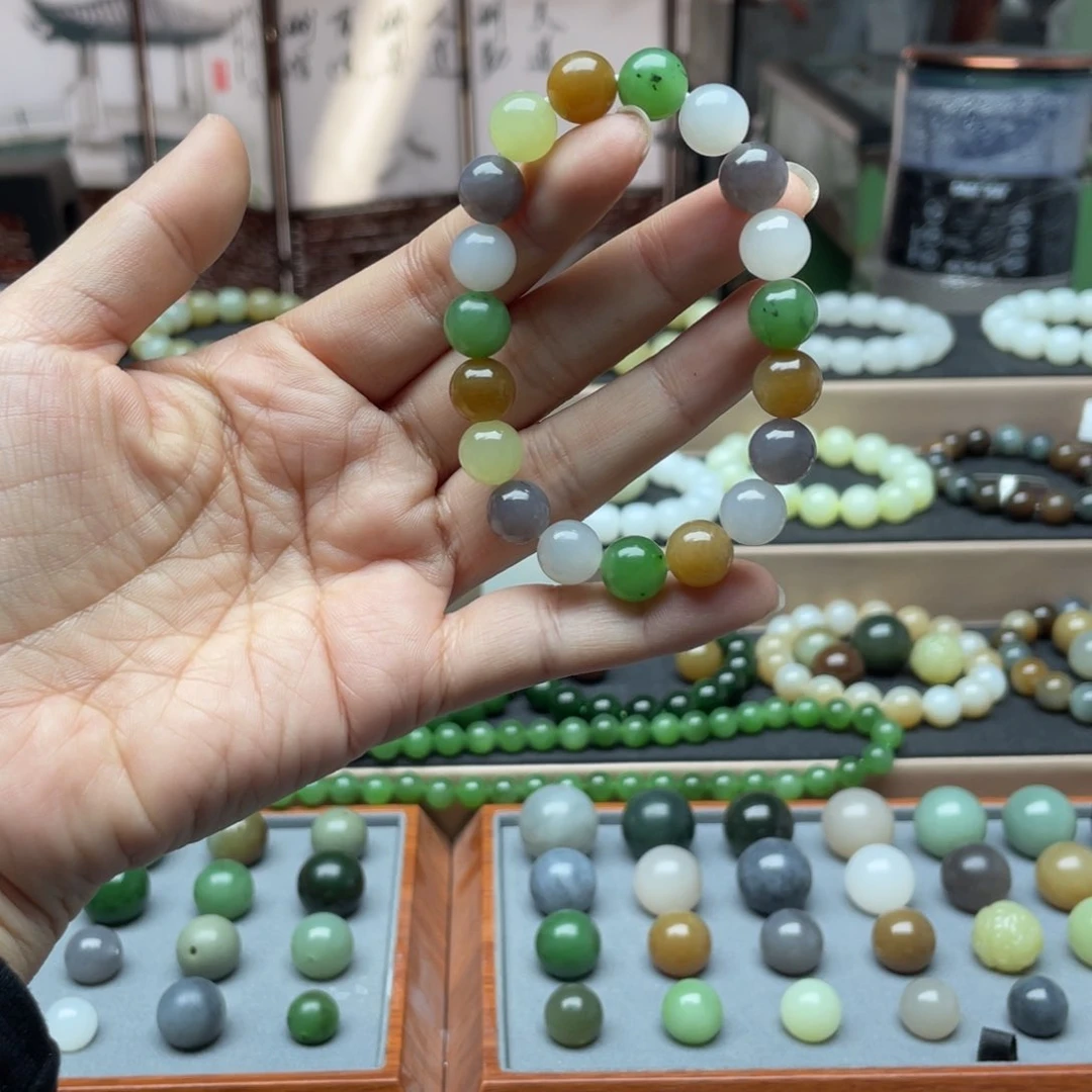 和田玉手链未镶嵌卡10