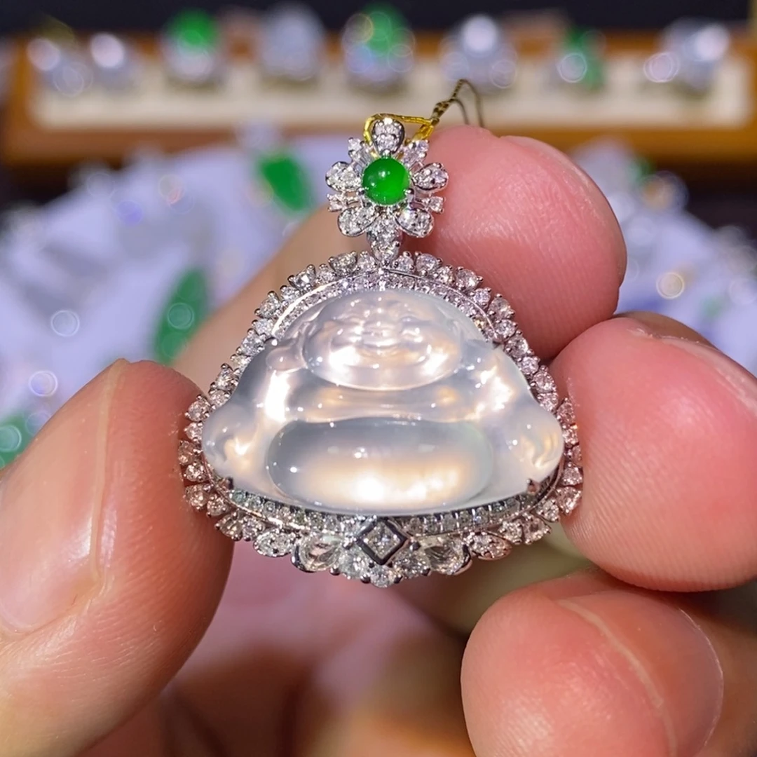 【闪购商品】吊坠(不含链)18K金镶嵌翡翠