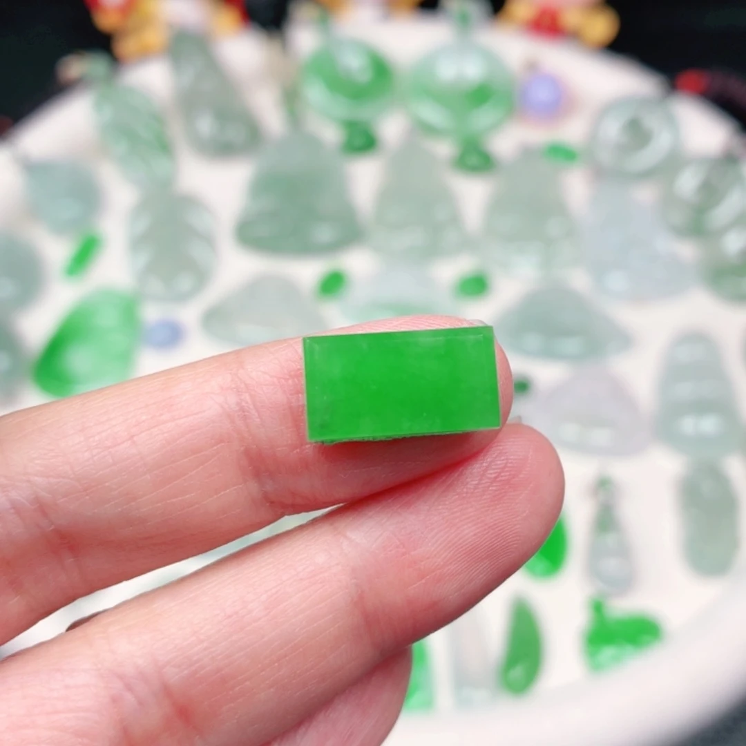 颈饰未镶嵌翡翠缅甸天然A货翡翠