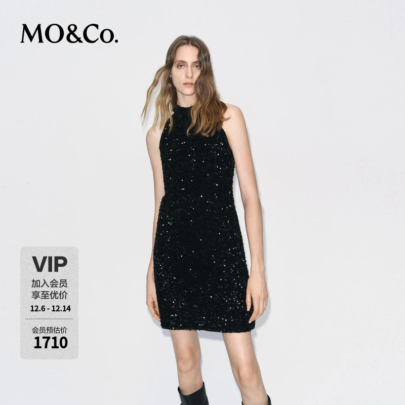 MOCO连衣裙2025冬新品轻礼服绑结后背珠片绒底小黑裙MBE4DRS038