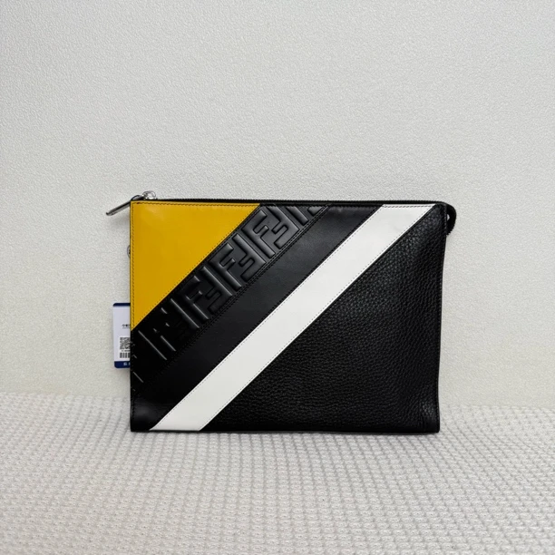 99新 FENDI/芬迪 5802/男士时尚潮流牛皮拼色荔枝纹手拿包