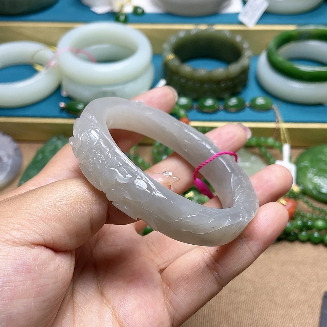 【闪购商品】和田玉57圈口147未镶嵌