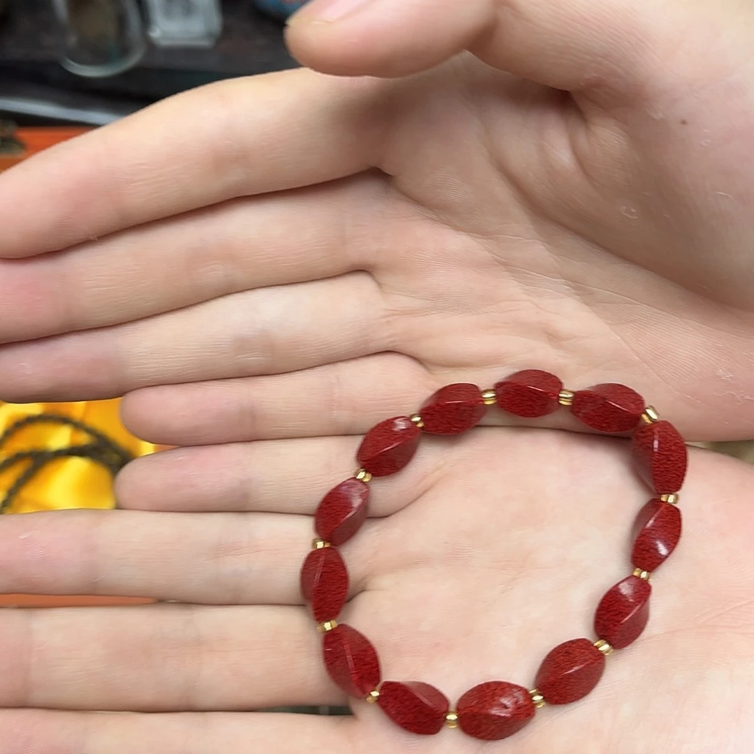 大叶紫檀（黑酸枝木类）