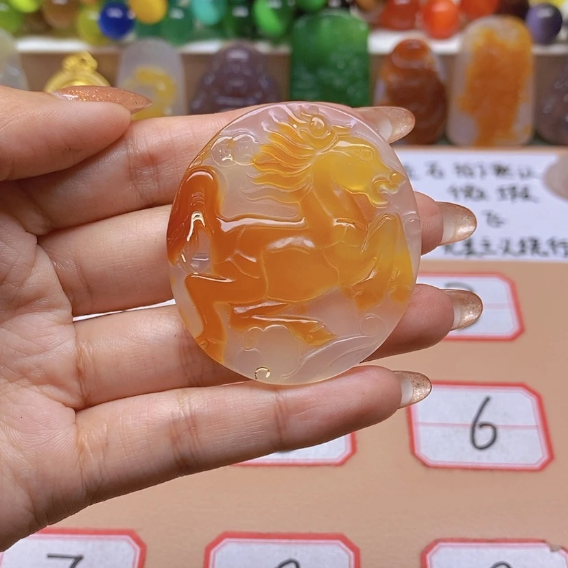 【闪购商品】玛瑙/玉髓颈饰未镶嵌心****光